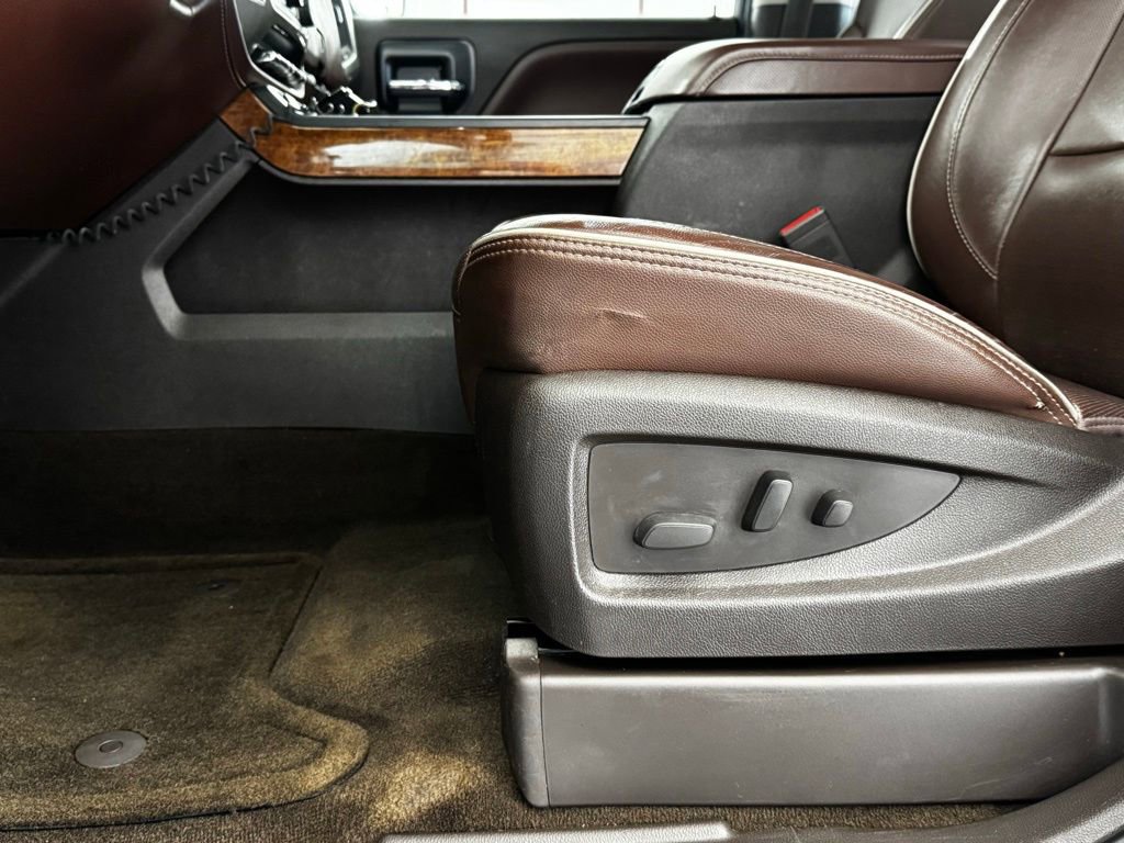 Used 2014 Chevrolet Silverado 1500 High Country w/ High Country Premium Package image 12