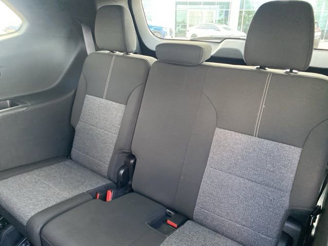 Used 2025 GMC Acadia Elevation image 10