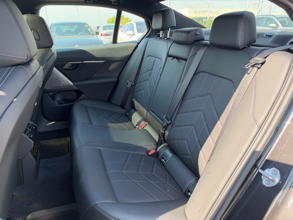 Certified 2026 BMW 530i w/ M Sport Package RWD image 20