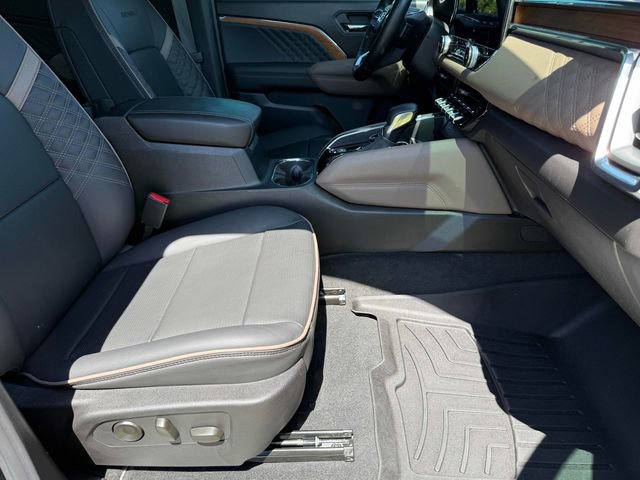 Used 2024 GMC Canyon Denali AWD/4WD image 19