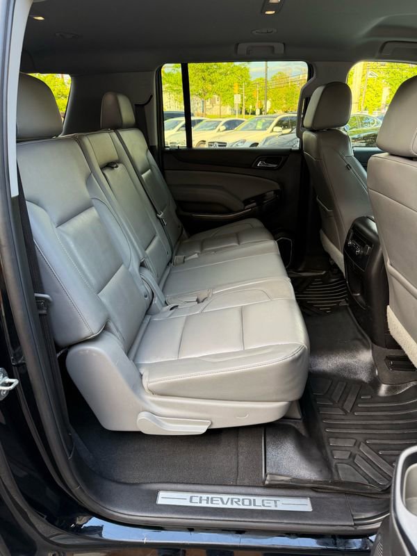 Used 2019 Chevrolet Suburban LT AWD/4WD image 14