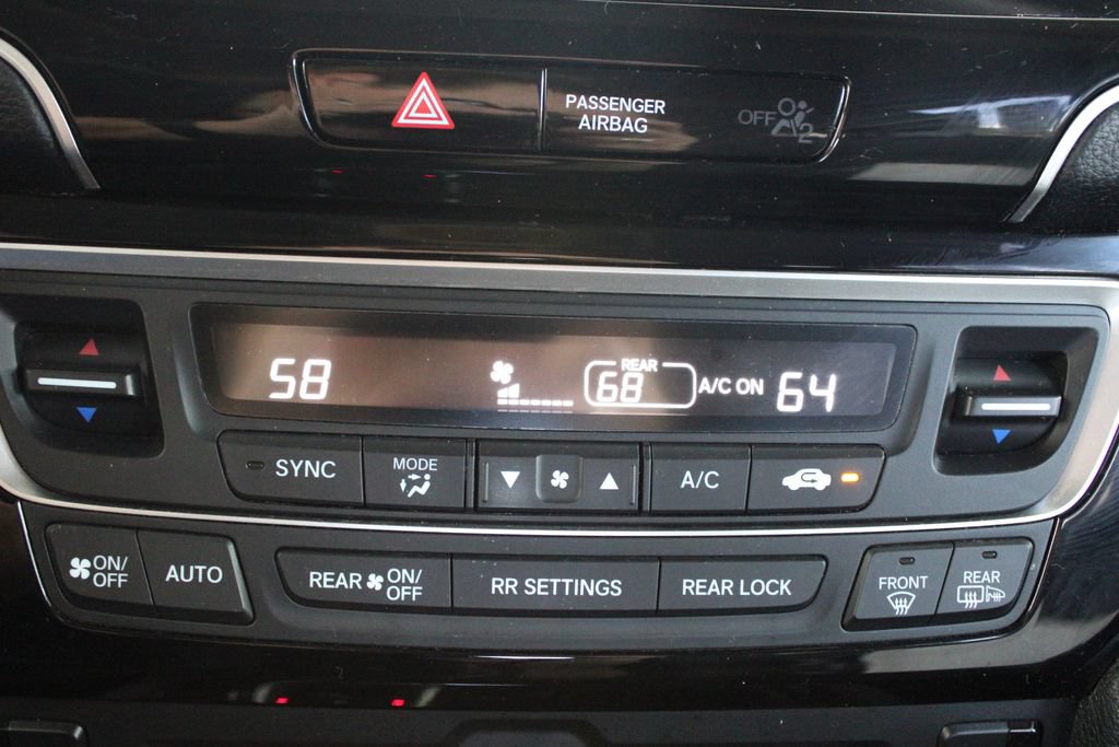 Used 2022 Honda Pilot Touring image 38