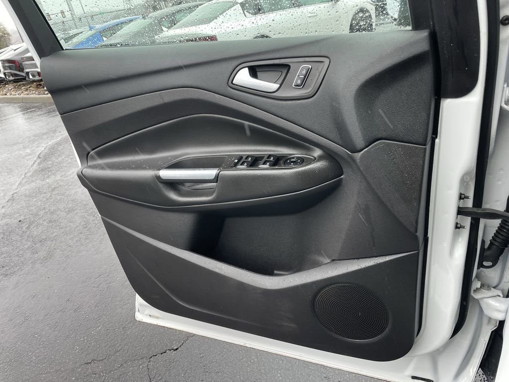 Used 2016 Ford Escape SE image 19