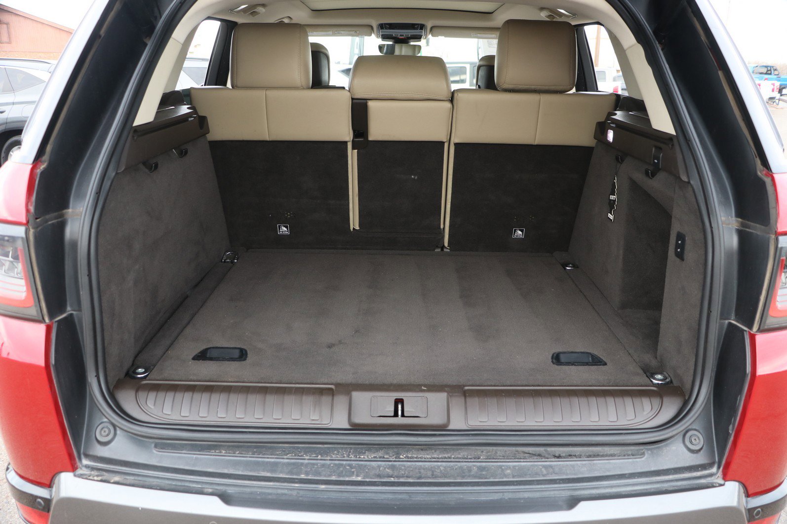 Used 2019 Land Rover Range Rover Sport HSE image 31