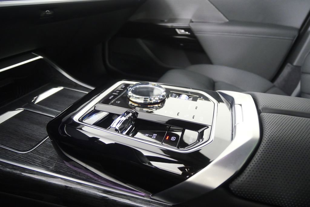 Used 2026 BMW i7 eDrive50 image 27