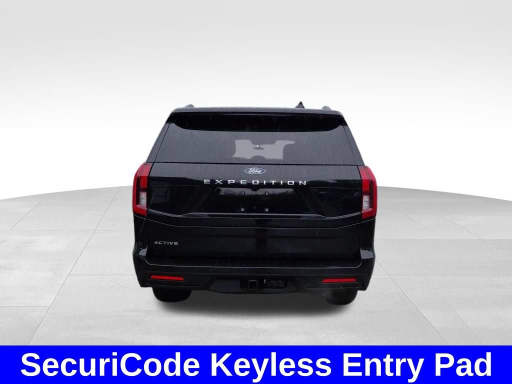 Used 2025 Ford Expedition Active AWD/4WD image 11