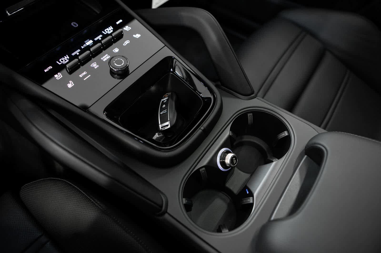 New 2026 Porsche Cayenne GTS AWD/4WD image 26