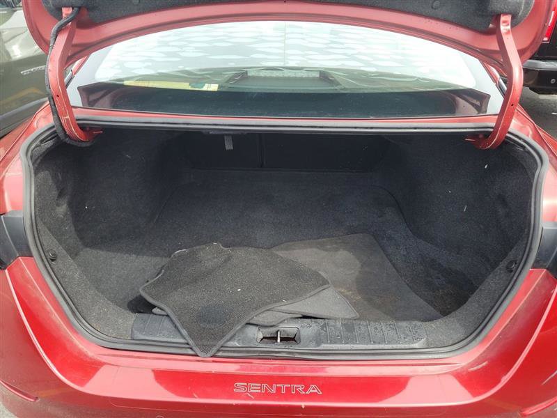 Used 2020 Nissan Sentra SV FWD image 14