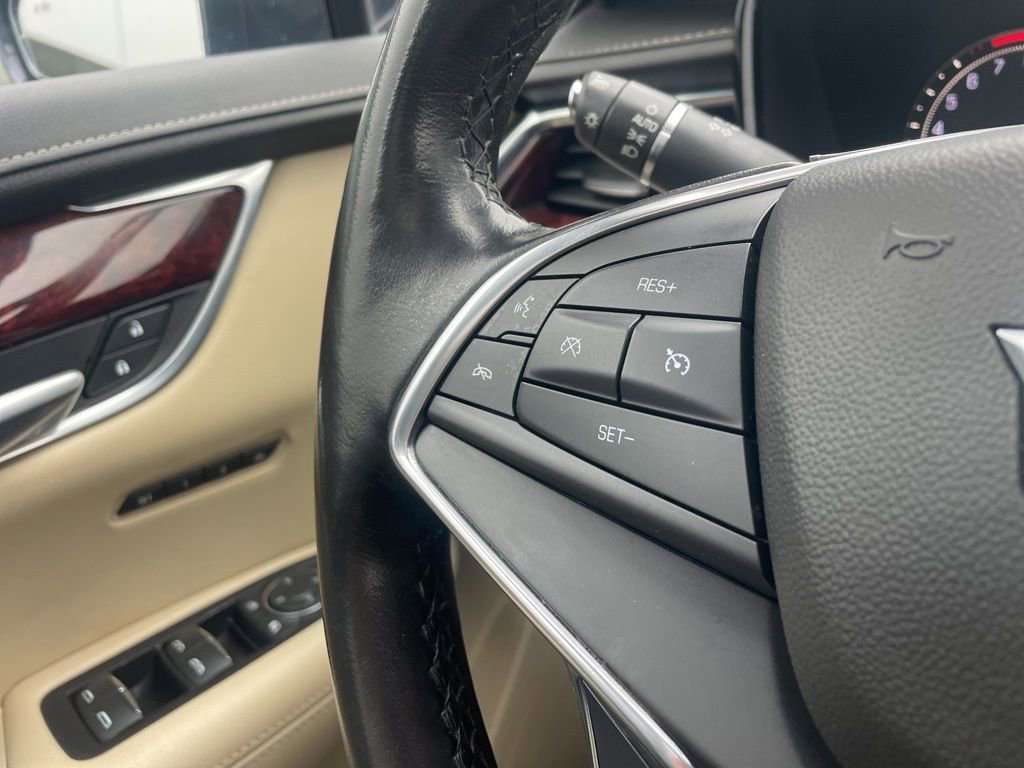 Used 2019 Cadillac XT5 Luxury image 39