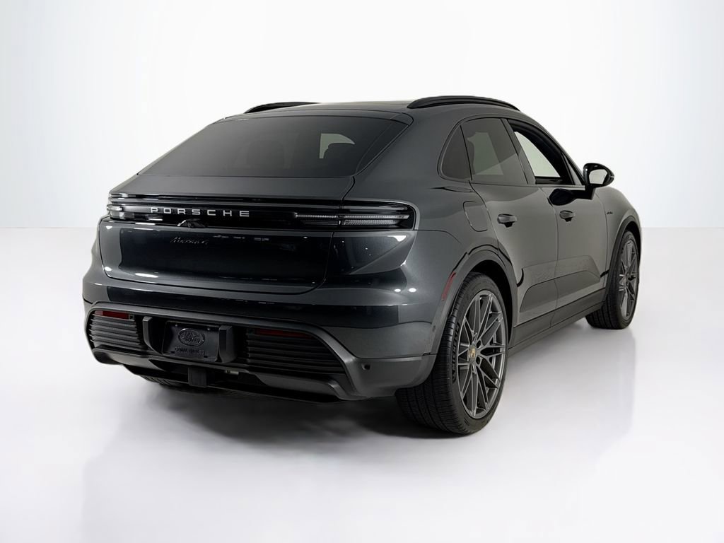 Used 2024 Porsche Macan 4 Electric AWD/4WD image 5
