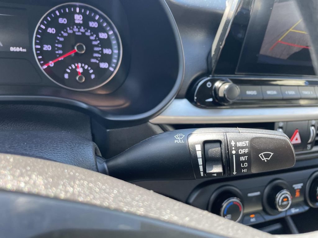 Used 2024 Kia Forte LXS FWD image 29