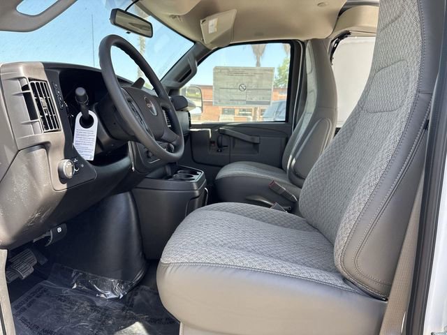 New 2026 GMC Savana 2500 w/ Driver Convenience Package image 17