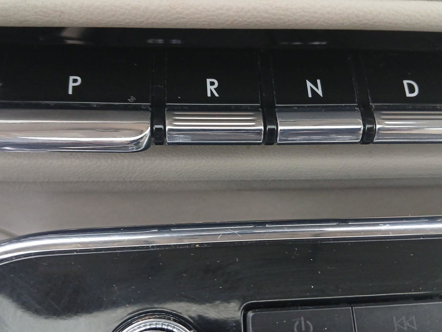 Used 2019 Lincoln Navigator Reserve image 18