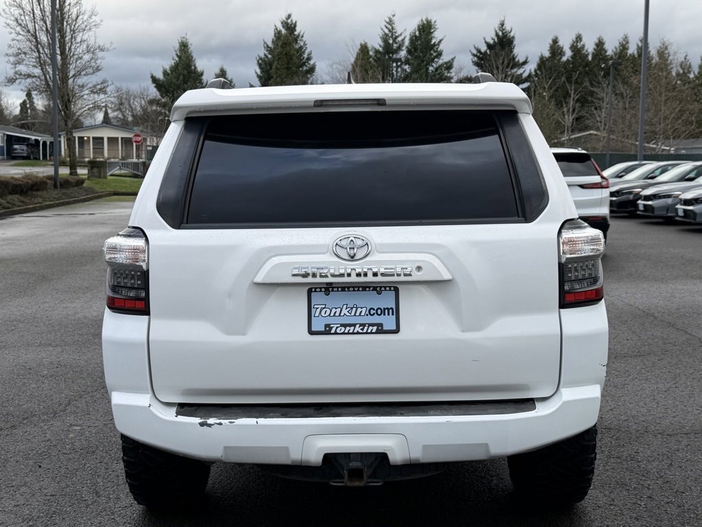 Used 2017 Toyota 4Runner SR5 image 7