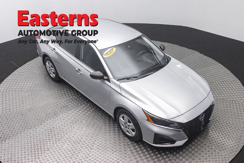 Used 2024 Nissan Altima 2.5 S FWD image 3