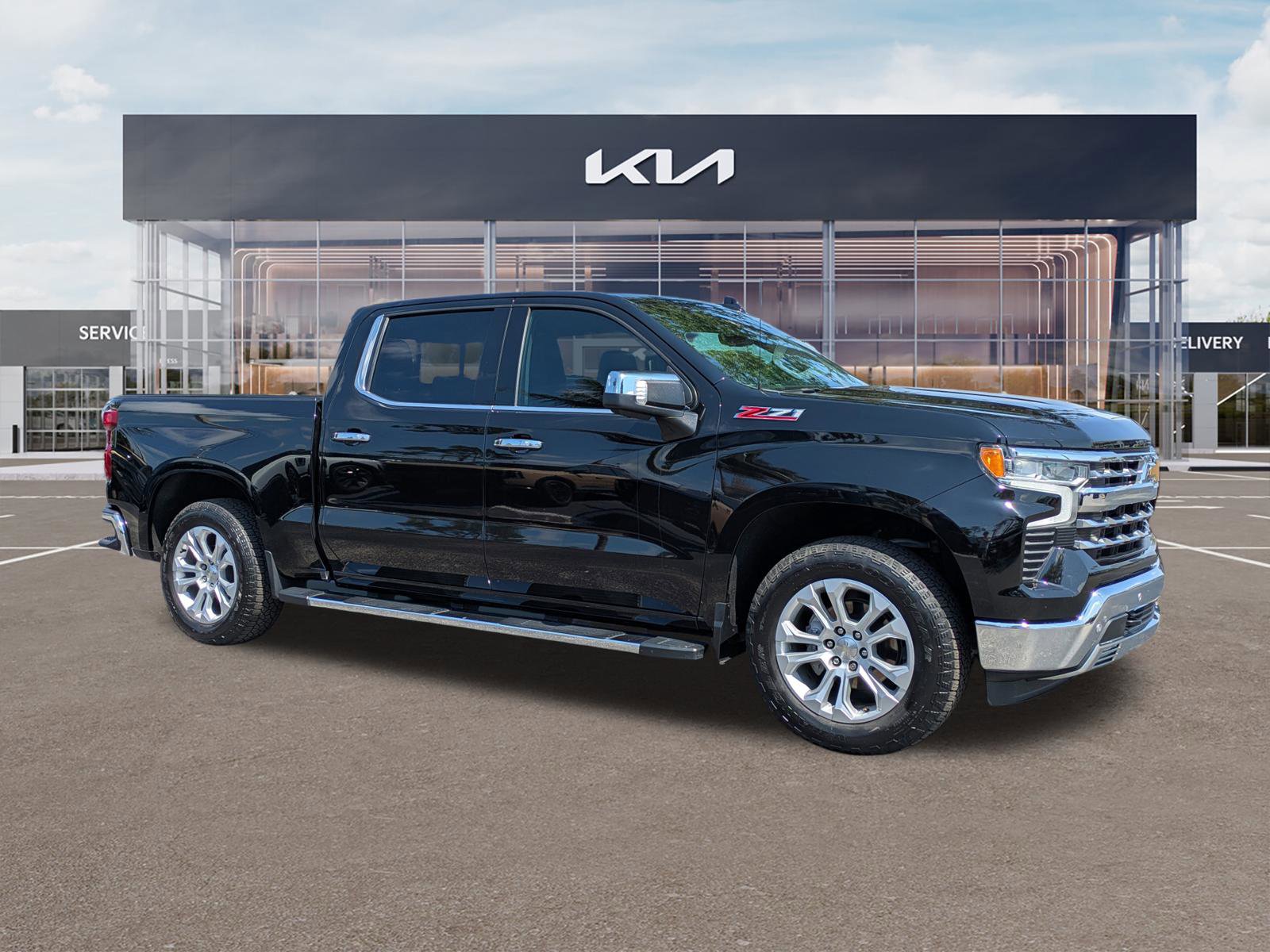 Used 2022 Chevrolet Silverado 1500 LTZ w/ Technology Package AWD/4WD image 1