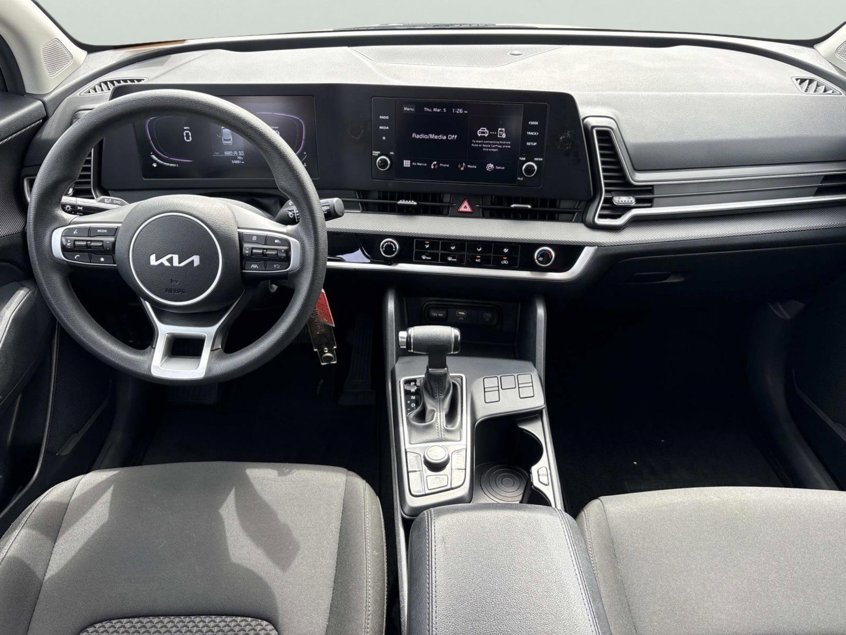 Used 2024 Kia Sportage LX image 15