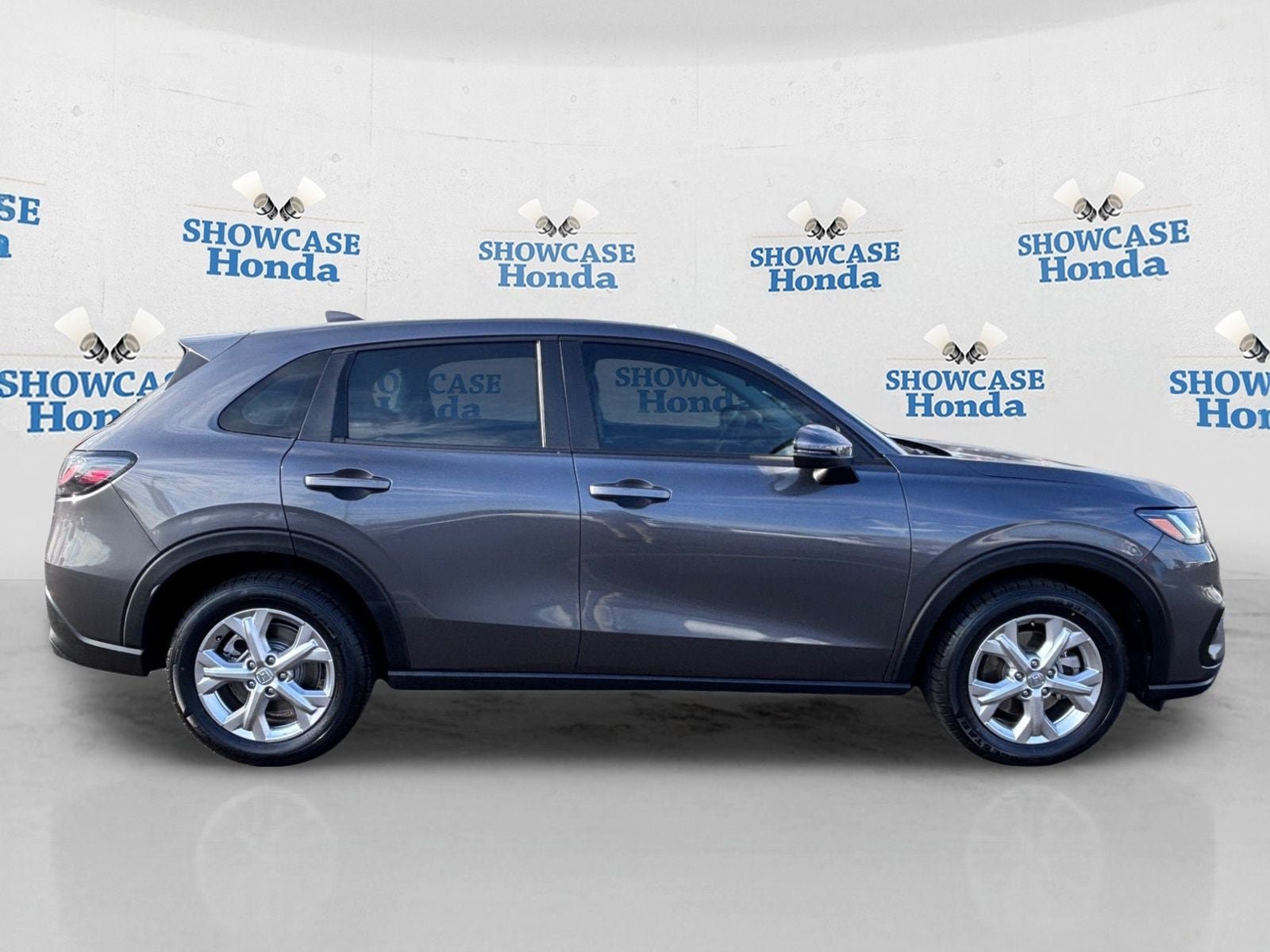 Certified 2024 Honda HR-V LX image 9