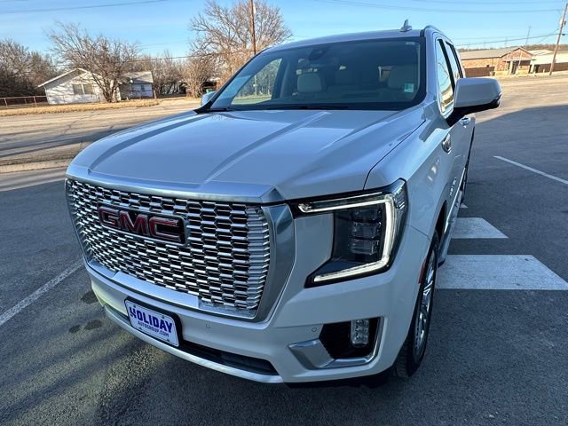 Used 2021 GMC Yukon Denali AWD/4WD image 15
