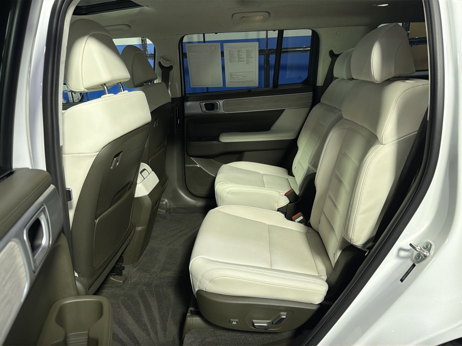 Used 2024 Hyundai Santa Fe Calligraphy AWD/4WD image 30