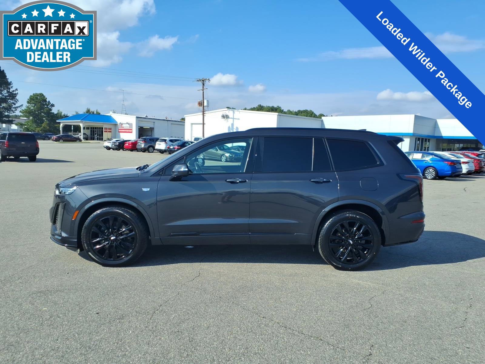 Used 2021 Cadillac XT6 AWD image 2