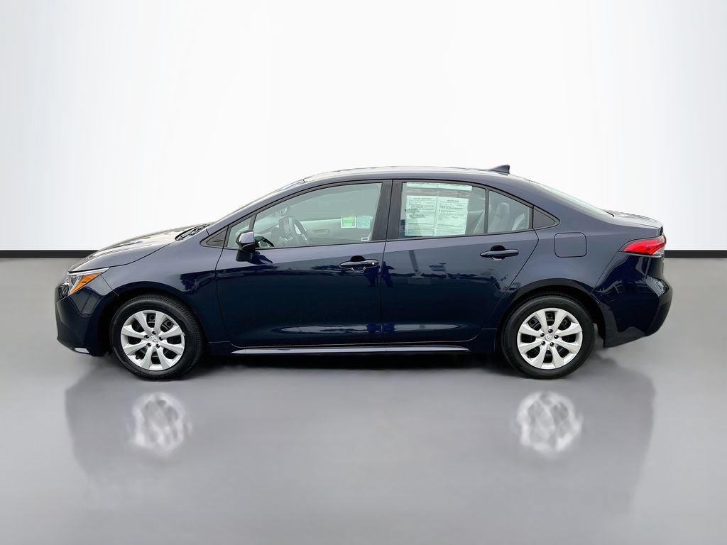 Used 2022 Toyota Corolla LE FWD image 8