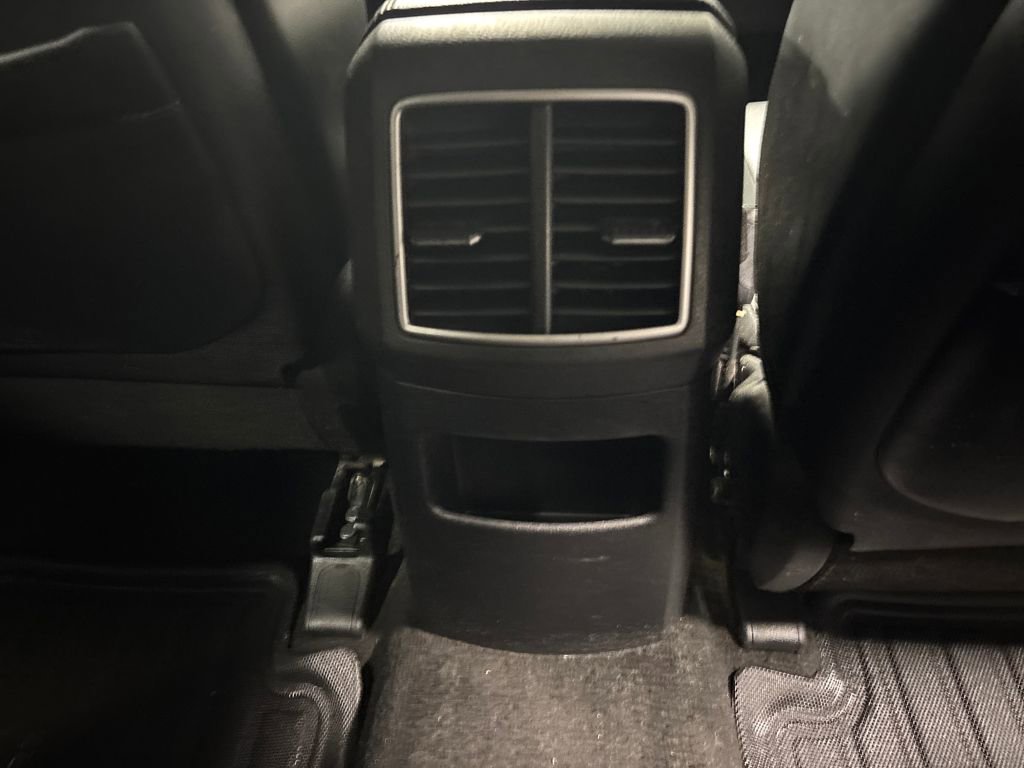 Used 2023 Kia Sportage EX image 40