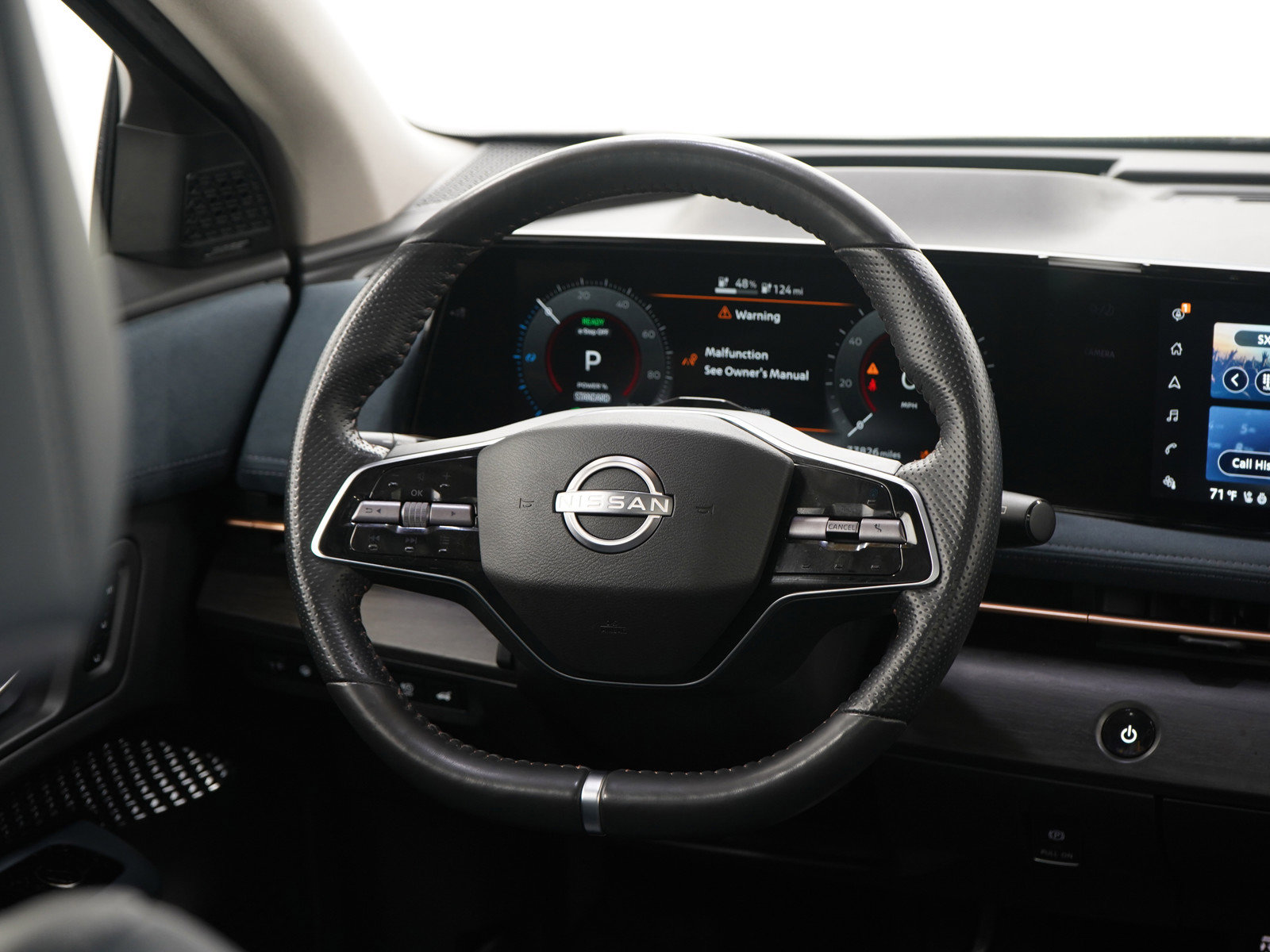 Used 2023 Nissan Ariya image 15