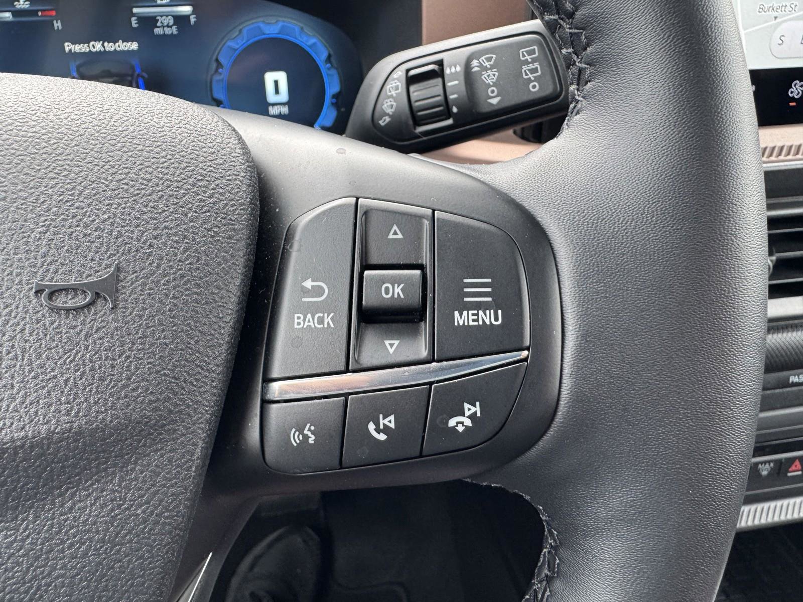 Used 2025 Ford Bronco Sport Outer Banks w/ Outer Banks Tech Package+ image 19