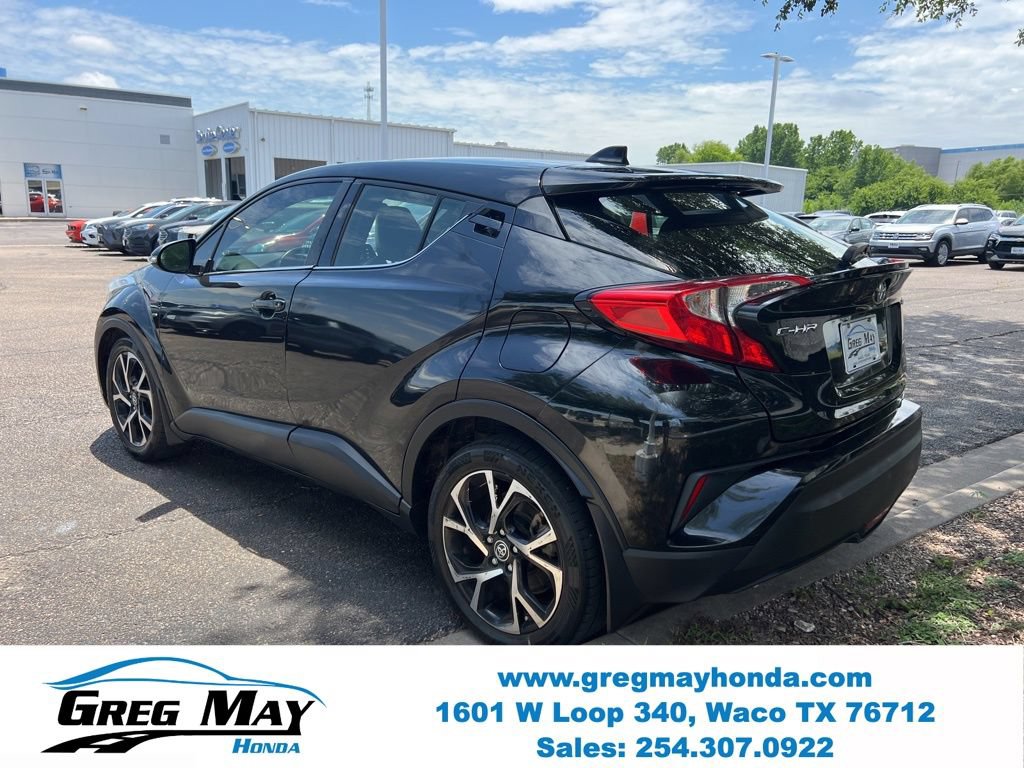 Used 2019 Toyota C-HR Limited FWD image 5