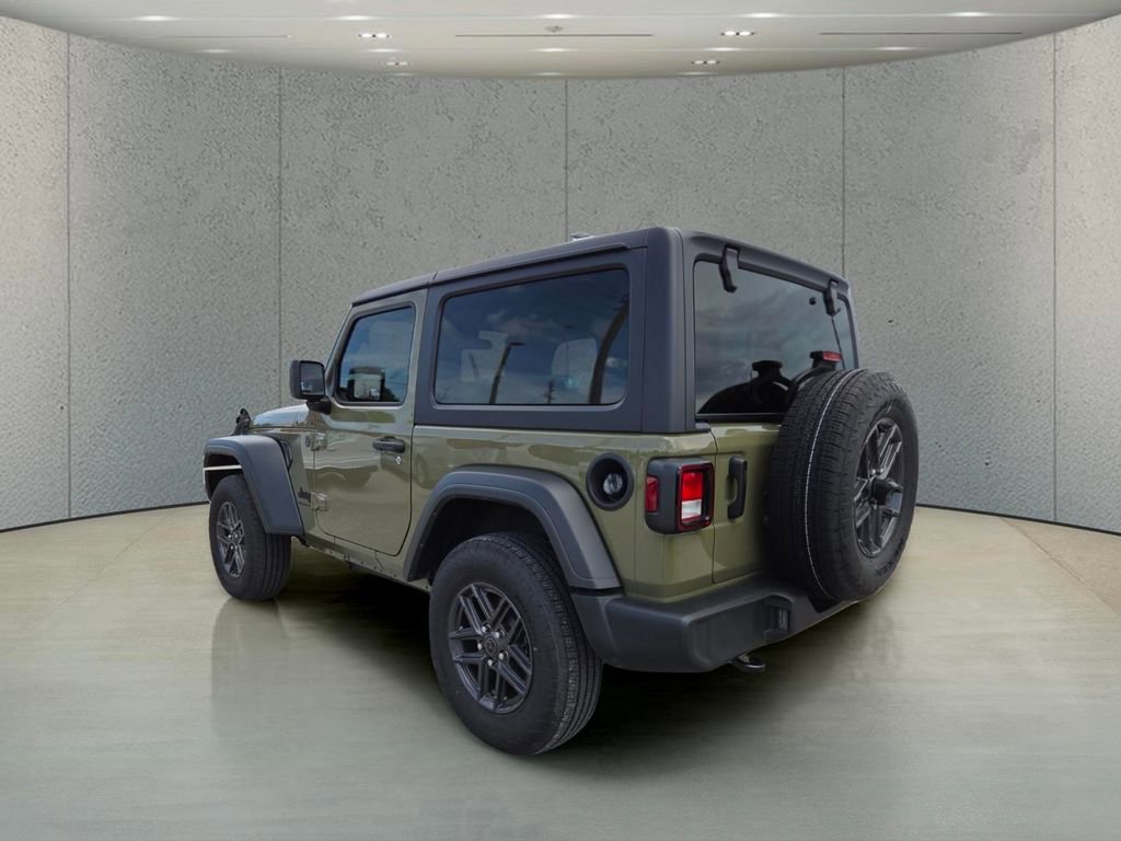 Used 2025 Jeep Wrangler Sport AWD/4WD image 6