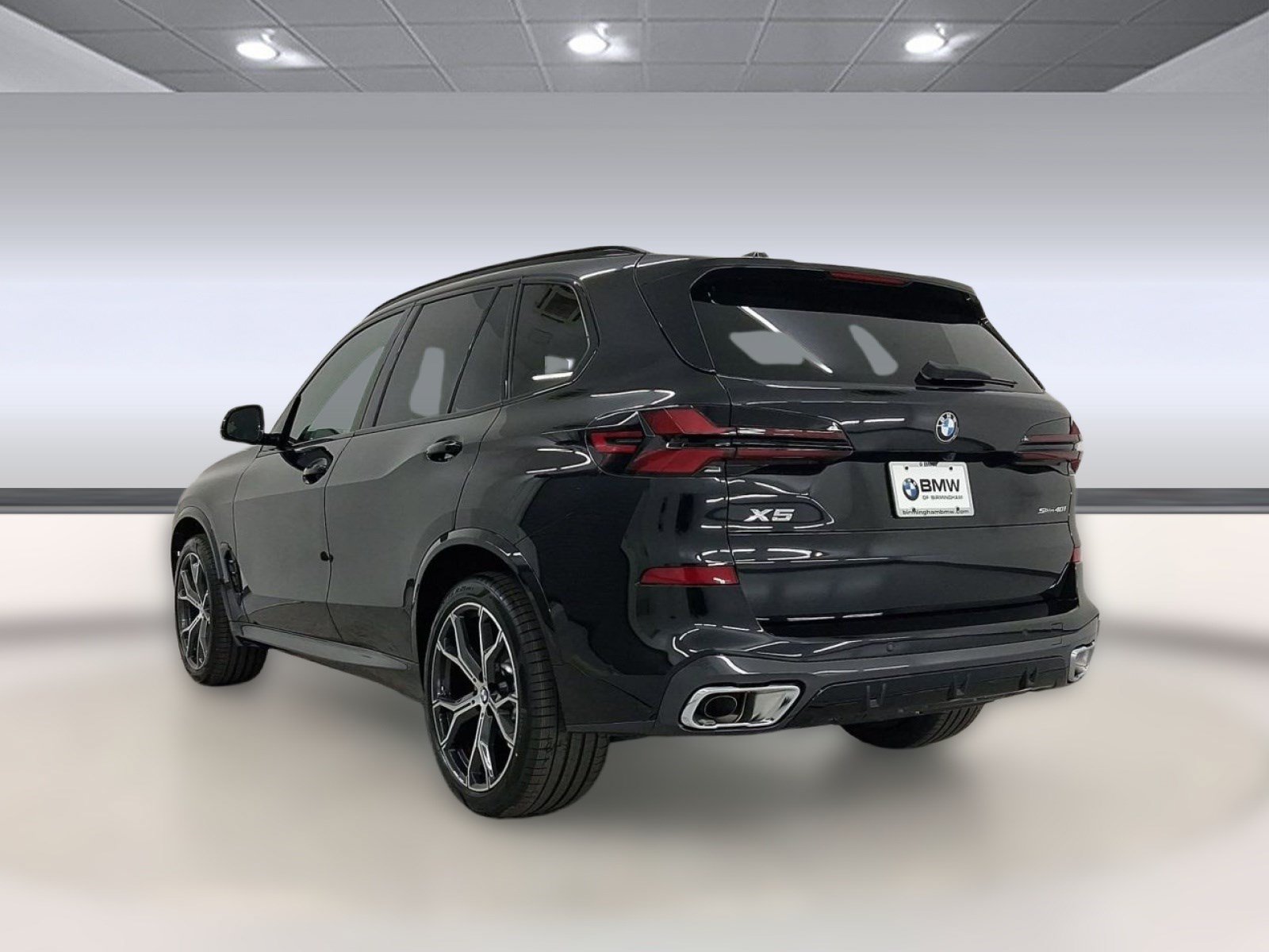 New 2026 BMW X5 sDrive40i w/ M Sport Package RWD image 3