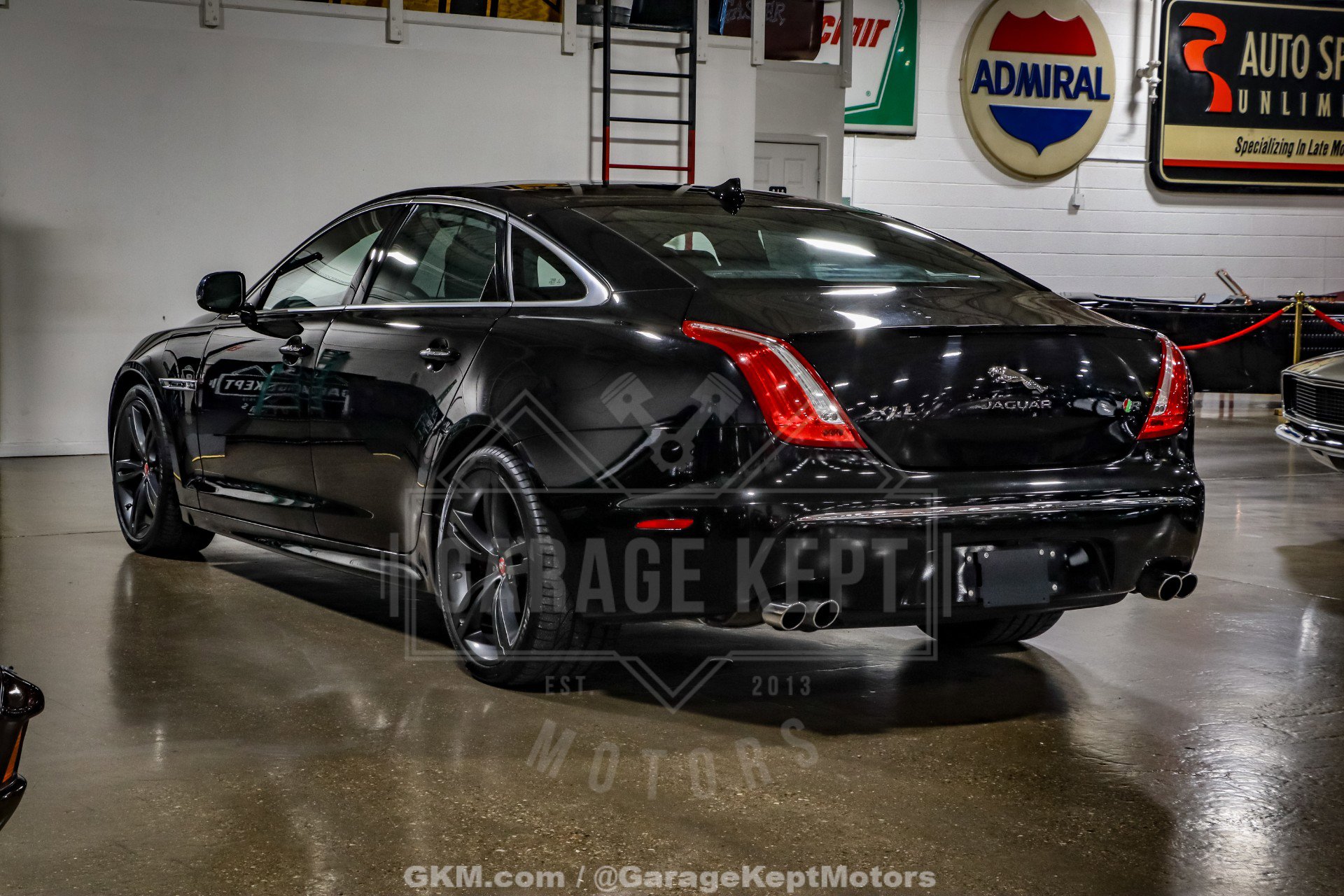 Used 2015 Jaguar XJ R LWB image 7