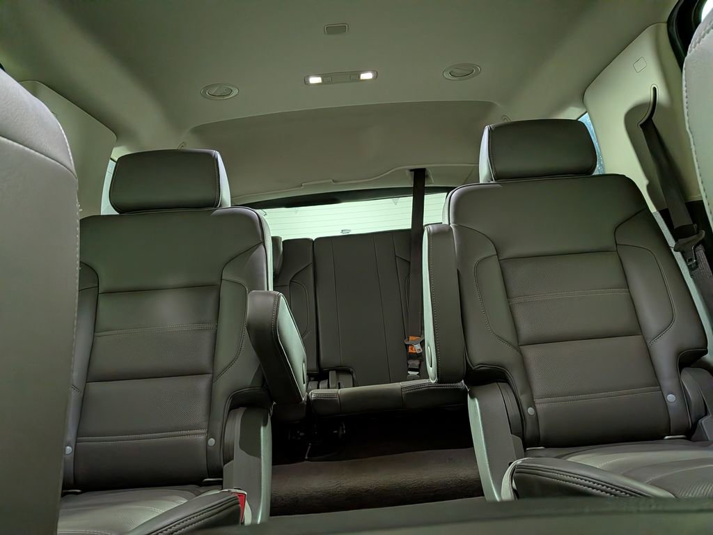 Used 2020 GMC Yukon Denali w/ Denali Premium Package image 30