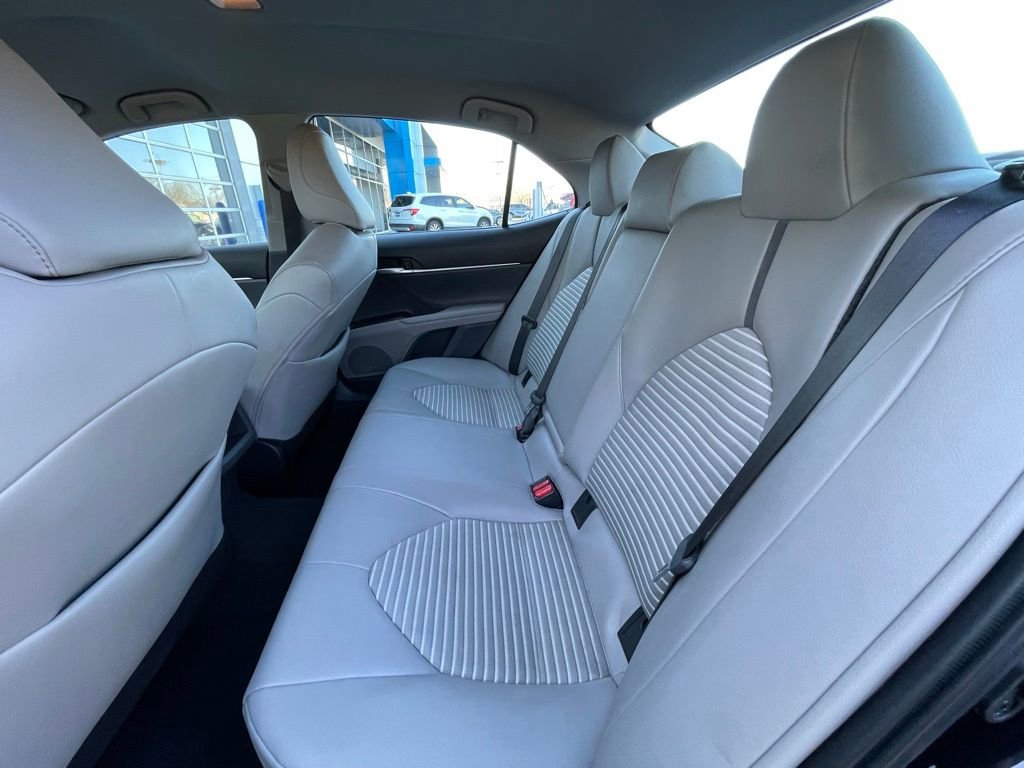 Used 2023 Toyota Camry SE FWD image 25