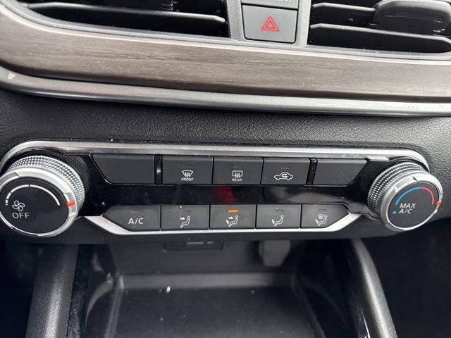 Used 2024 Nissan Altima 2.5 SV image 17