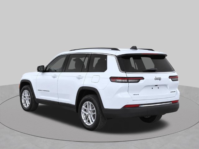 Used 2023 Jeep Grand Cherokee L Laredo AWD/4WD image 4