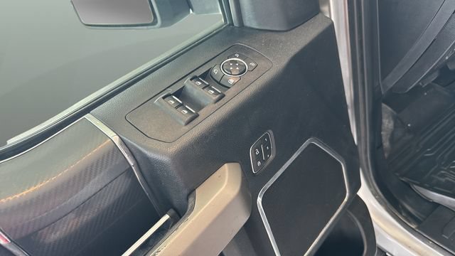 Used 2019 Ford F150 Lariat w/ Equipment Group 502A Luxury AWD/4WD image 8