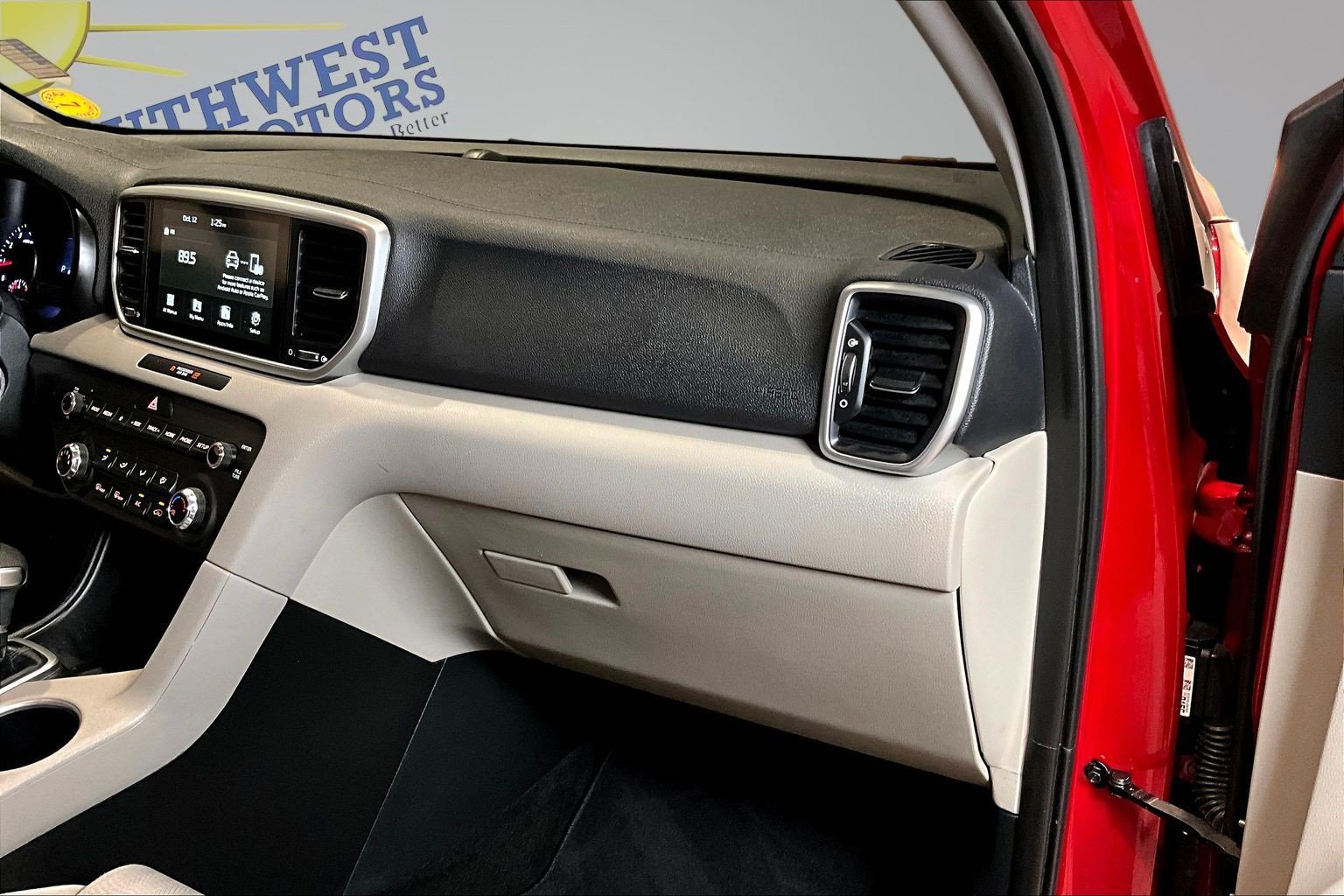 Used 2020 Kia Sportage LX FWD image 25