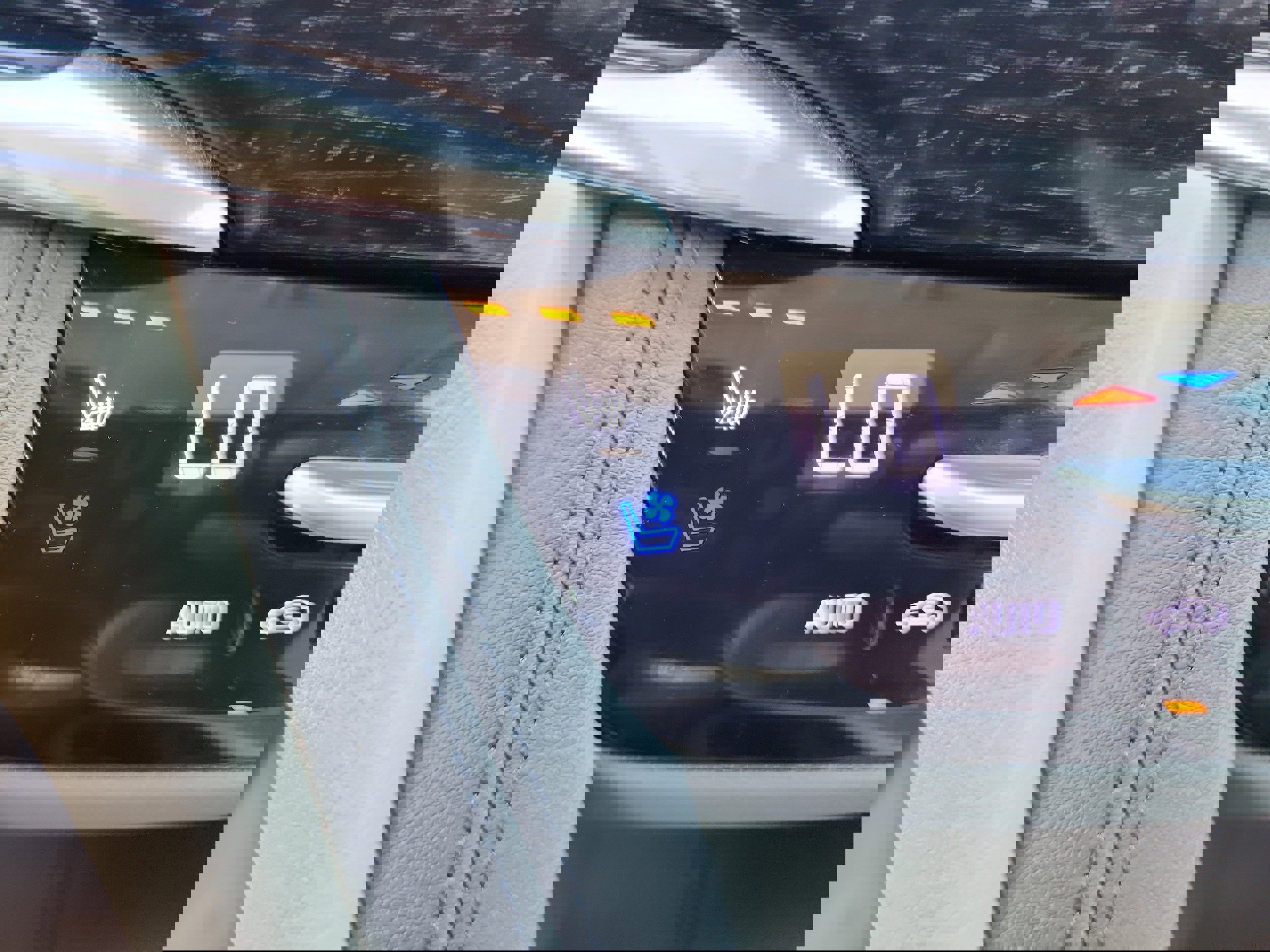 Used 2020 Cadillac XT6 Premium Luxury image 20