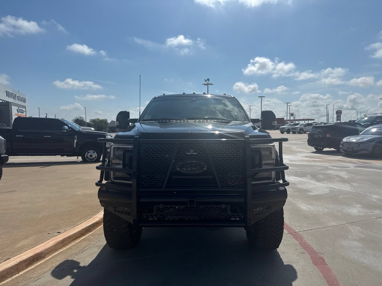 Used 2022 Ford F250 Lariat w/ Black Appearance Package AWD/4WD image 2