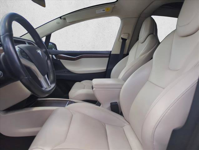 Used 2018 Tesla Model X 75D AWD/4WD image 17