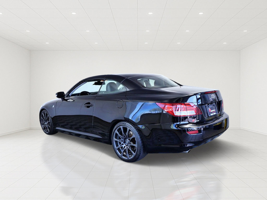 Used 2011 Lexus IS 350C w/ F-Sport Special Edition Pkg RWD image 4
