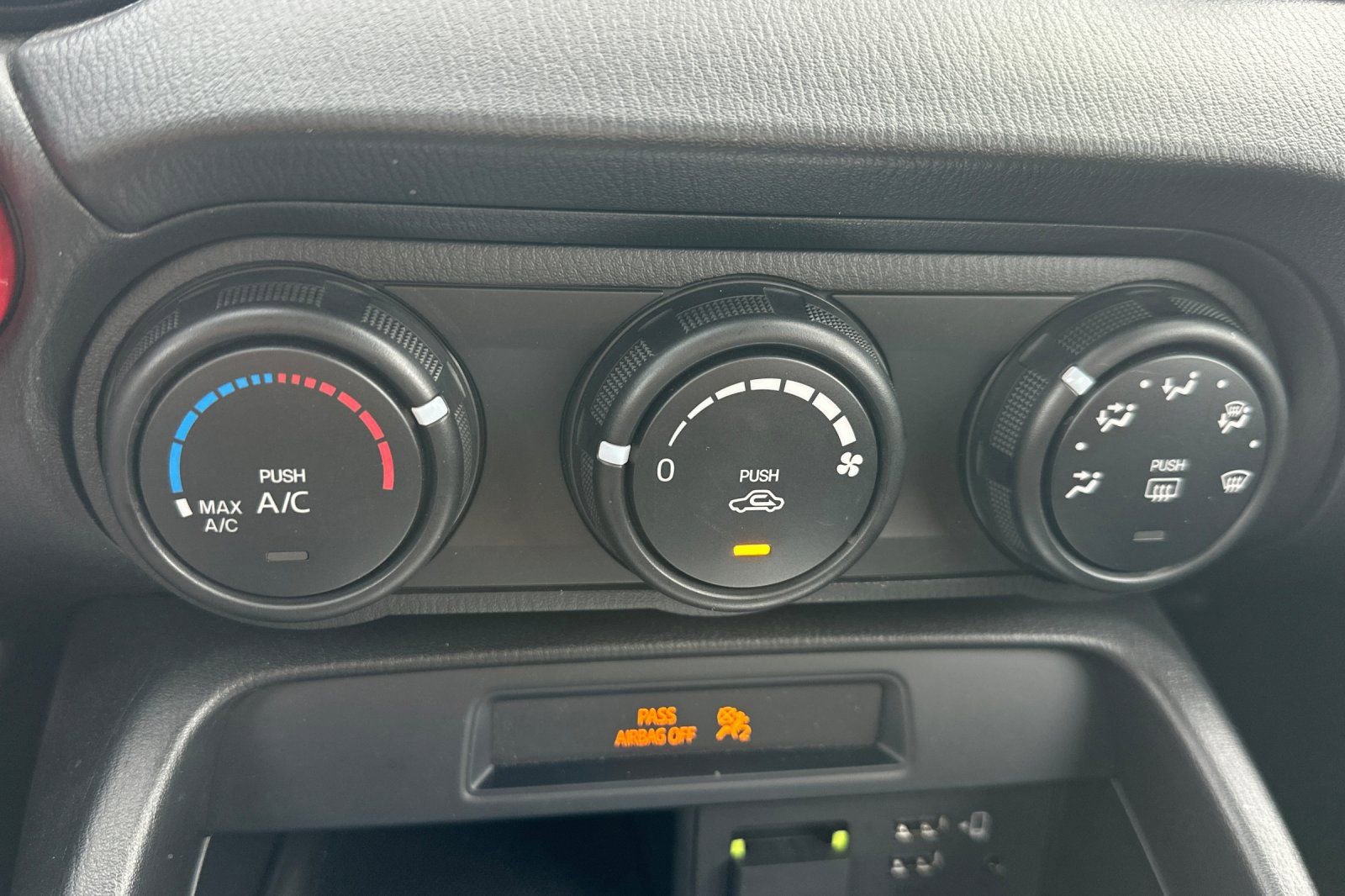 Used 2023 MAZDA MX-5 Miata Sport image 25