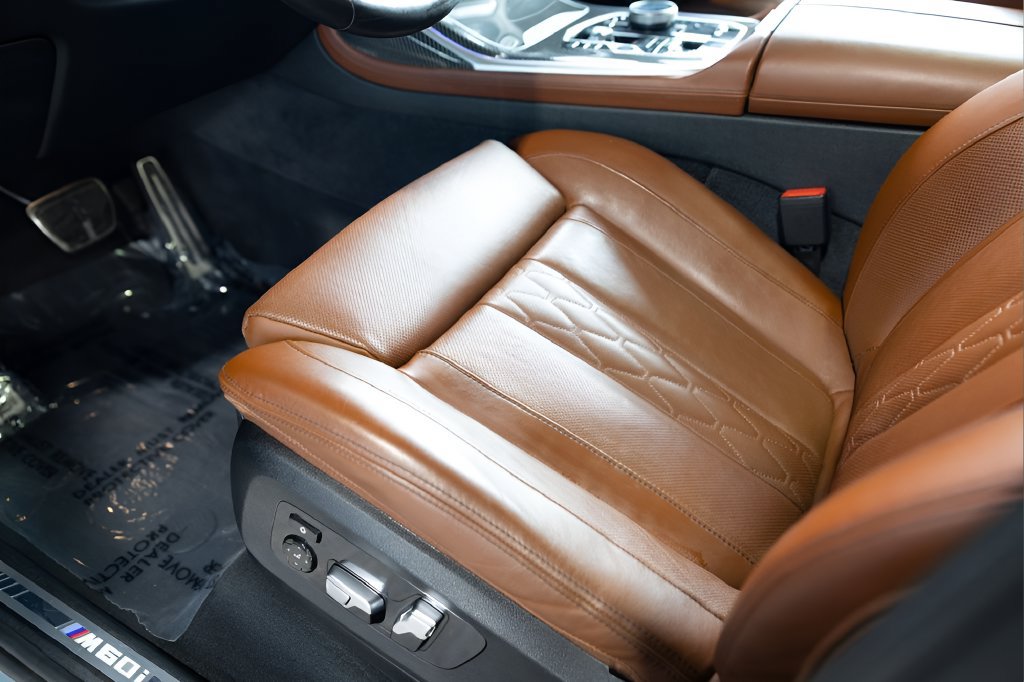 Used 2024 BMW X7 M60i w/ Executive Package AWD/4WD image 42
