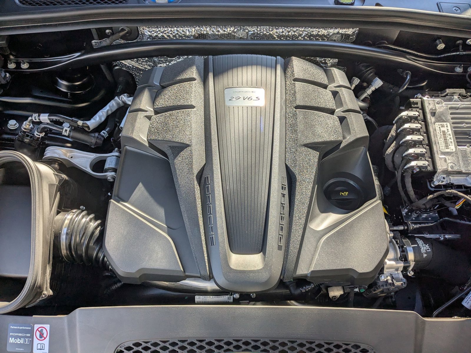 New 2026 Porsche Macan S image 29