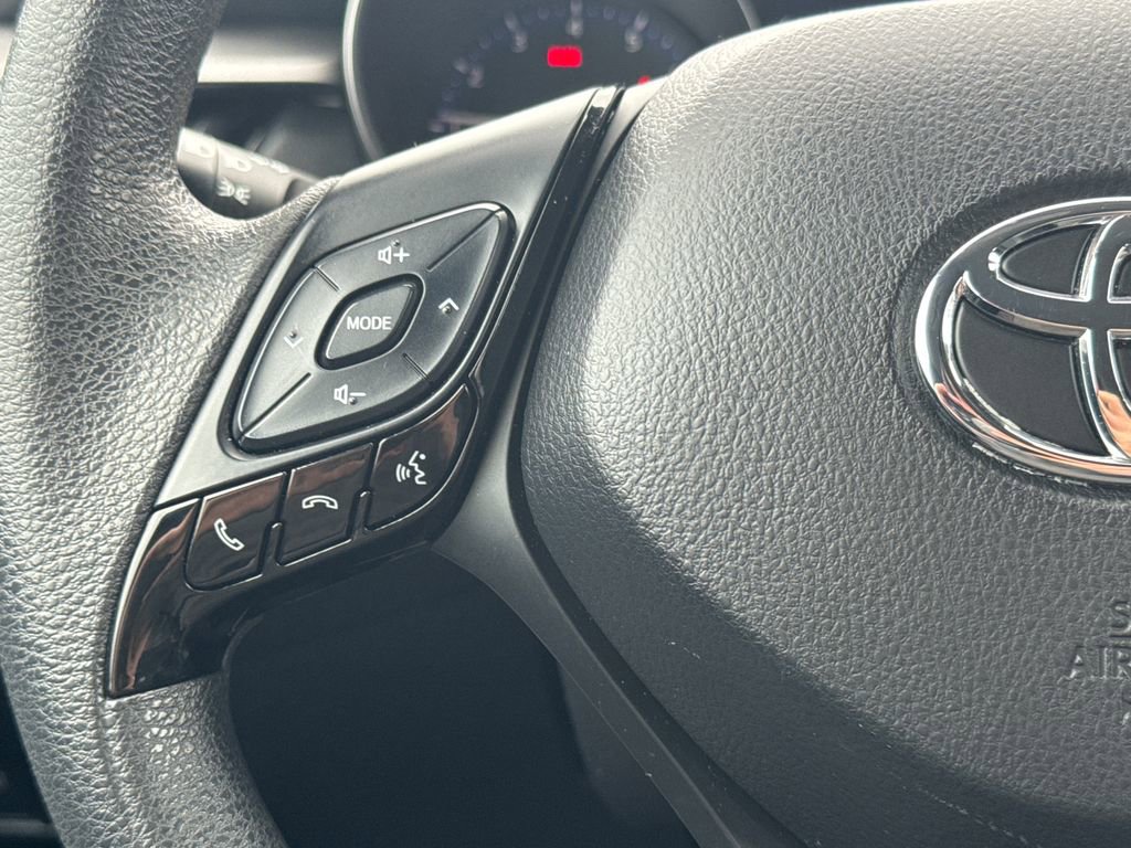 Used 2021 Toyota C-HR LE image 18