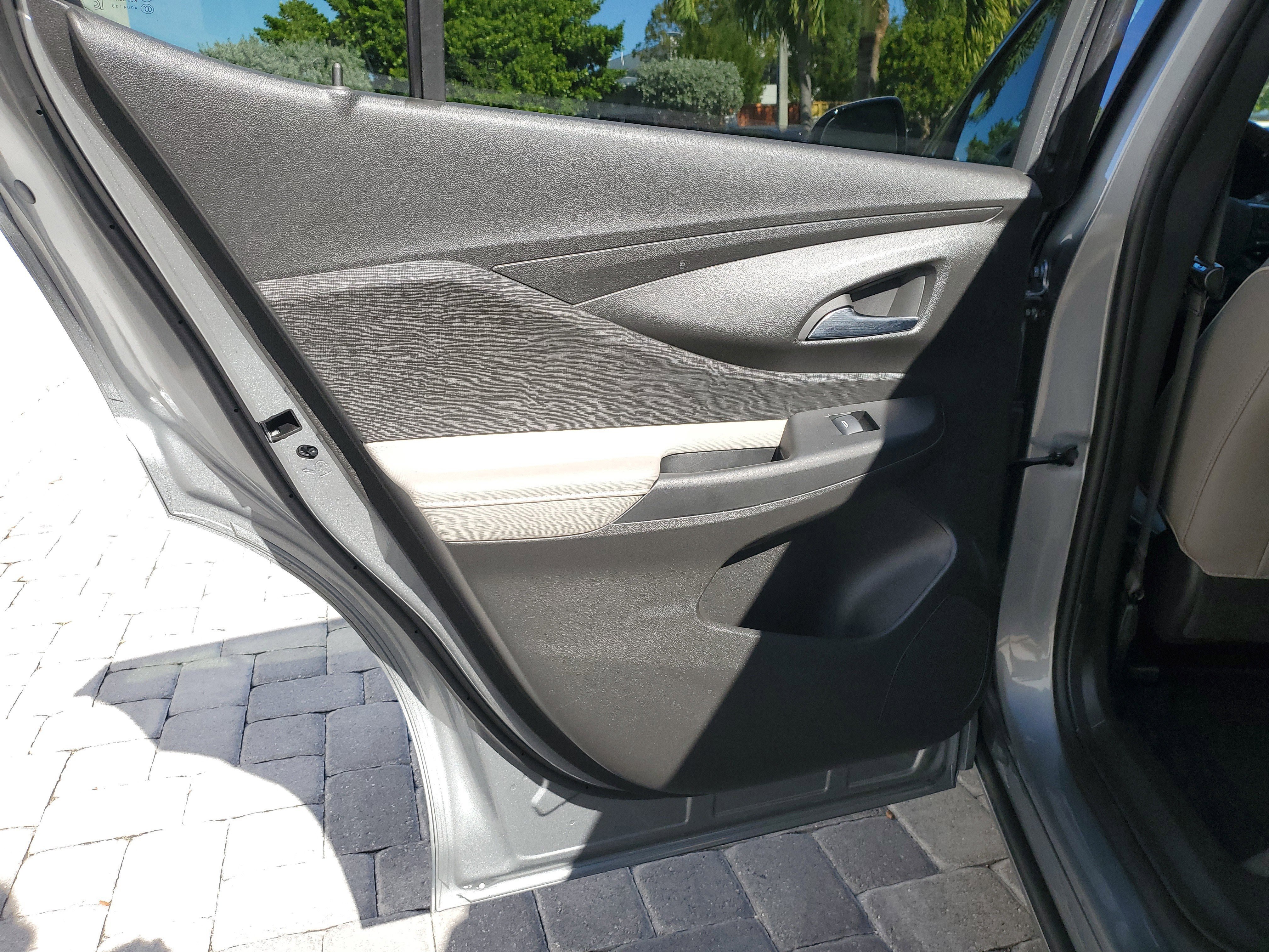 Used 2025 Buick Envista Avenir image 18