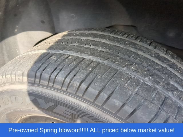 Used 2019 Chevrolet Tahoe 2WD w/ Enhanced Driver Alert Package image 15