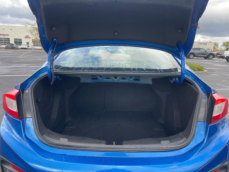 Used 2019 Chevrolet Cruze LT w/ RS Package FWD image 10